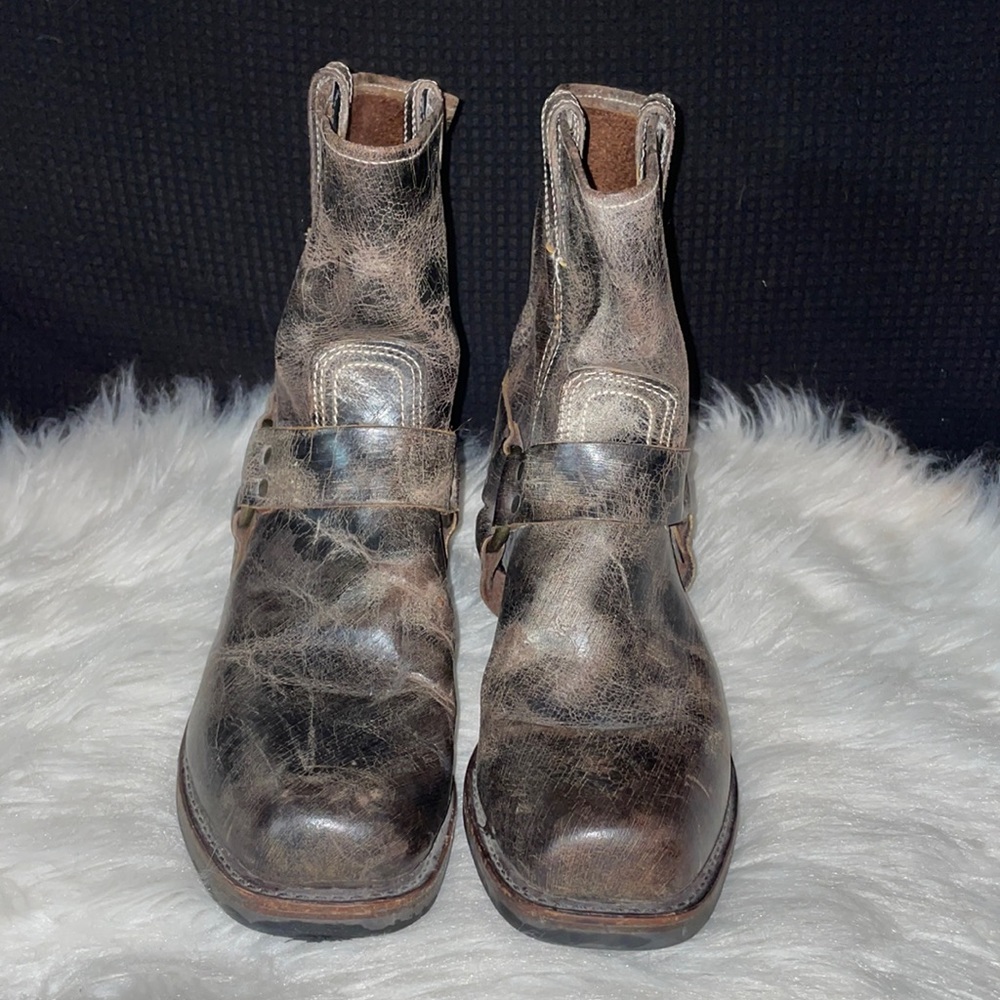 Frye Men boots